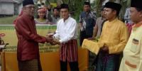 Pengambilan tanah air Gowes Pesona Nusantara etape Karimata berlangsung khidmat