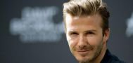 Uluran Jabat Tangan David Beckham Ditolak Cewek Melaysia Ini