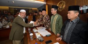  DPR menentang dan waspadai bahaya laten komunis