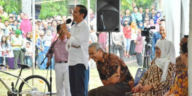 Tiga tahun memimpin, ini video-video Jokowi yang bikin ngakak