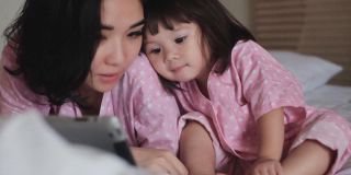 Asyik Berfoto Berdua Dengan Gisella, Gempita Mengaku Melihat Sosok 'Kakak'