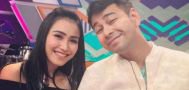 Heboh! Nyanyi bareng Raffi Ahmad, Ayu Ting Ting diduga mabuk di atas panggung
