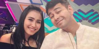 Heboh! Nyanyi bareng Raffi Ahmad, Ayu Ting Ting diduga mabuk di atas panggung