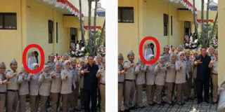 Tertangkap Kamera Tak Ikut Berfoto, Pegawai BPN Berdiri Ditemani Sosok Hitam