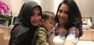 Identitas pria yang bersama Rieta Amilia di ultah Nagita Slavina terkuak