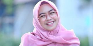 Hendak belikan ibu hadiah berlian, Ria Ricis kecewa dengan sebuah toko emas