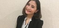 Dinyinyirin Netizen Karena Pamer Kuliah, Begini Tanggapan Prilly Latuconsina