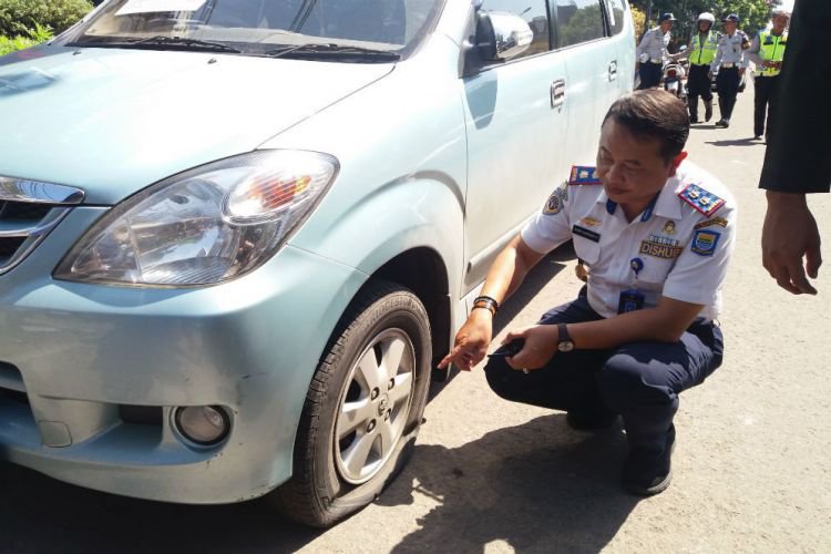 Bandung Merdeka Com Parkir Sembarangan Di Kota Bandung Ban