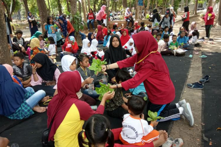 Banyuwangi Merdeka Com Puluhan Anak Anak Belajar Hidroponik