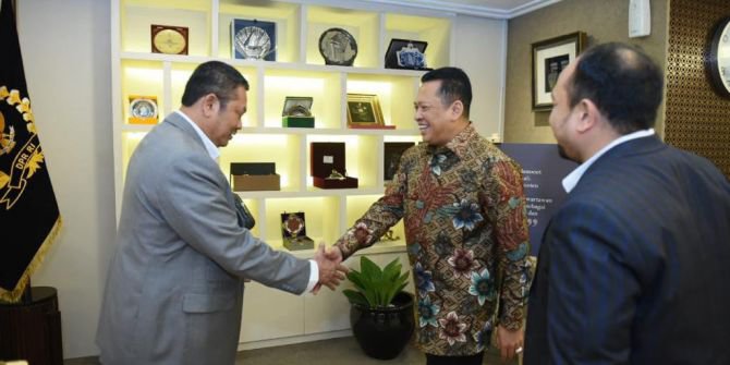 news/2019/07/12/166199/bamsoet-dorong-advokat-terapkan-satu-desa-satu-advokat-190712t.jpg