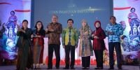 Setjen DPR Raih Penghargaan Stan Terinformatif pada AMH 2019