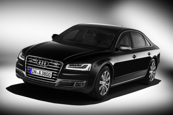 Kaca mobil Audi A8 L dilapisi dengan konstruksi multi-layer dan penghambat polikarbonat.