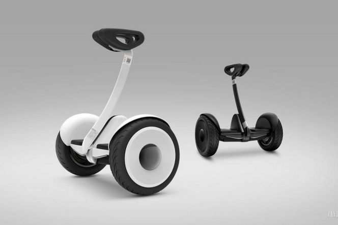Senin (19/10/15), Xiaomi secara resmi memperkenalkan teknologi terbarunya, yaitu segway.