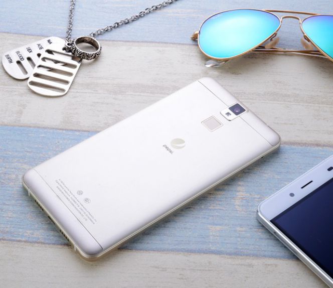Pepsi Phone P1 akan berbodi logam dan memiliki desain yang premium.