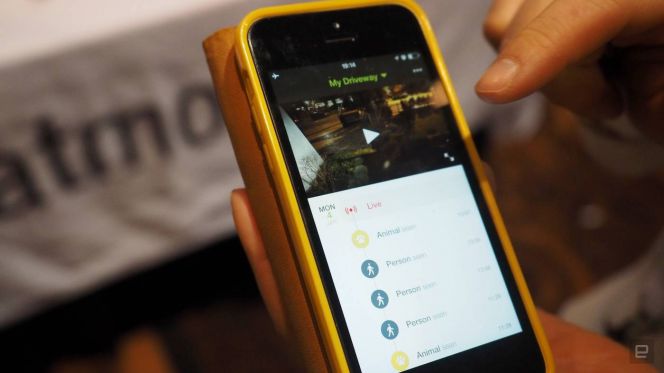 Anda bisa memantau keadaan menggunakan Netatmo Presence secara real-time. Jika mendeteksi sebuah objek, kamera keamanan ini akan memberitahukan Anda juga secara real-time.