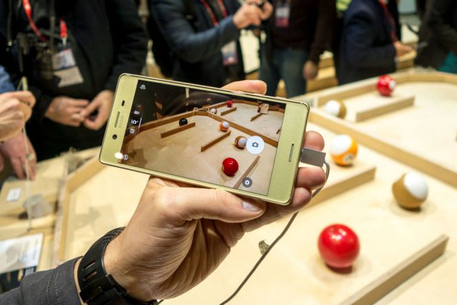 Dibekali dengan hybrid autofocus, kamera belakang Xperia XA mengusung resolusi hingga 23MP.