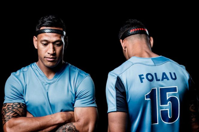 Piranti ini bisa dikoneksikan dengan beberapa gadget sekaligus agar para petugas medis dan coach bisa memantau kondisi para atletnya.