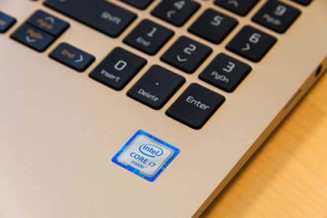 LG Gram 15 menggunakan prosesor Intel Core i7.
