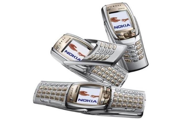 Nokia 6800 mempunyai dua jenis keypad, yakni keypad ponsel biasa dan keypad QWERTY.