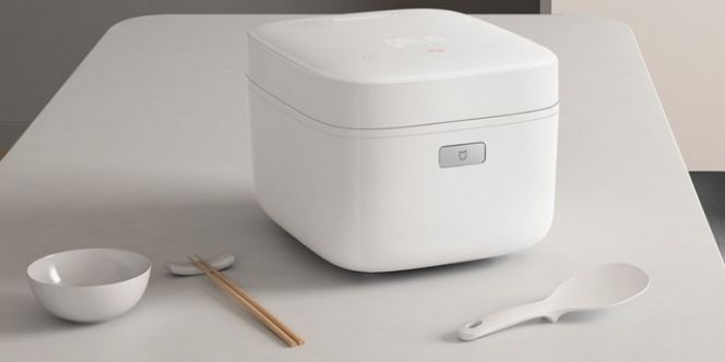 Dari desain memang tak ada yang berbeda. Rice cooker besutan Xiaomi ini memang mengusung bentuk kotak layaknya rice cooker pada umumnya tapi dengan desain yang lebih ramping dan minimalis saja.