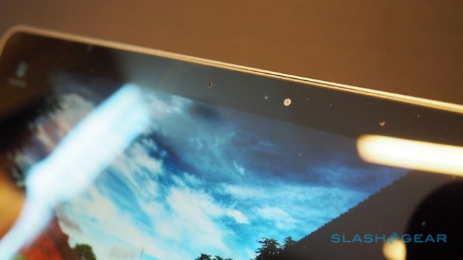 Layaknya notebook pada umumnya, HP Spectre 13,3inci juga dibekali dengan kamera depan yang jika dilihat sekilas sebenarnya tak nampak wujudnya karena saking 'imut' bentuknya.