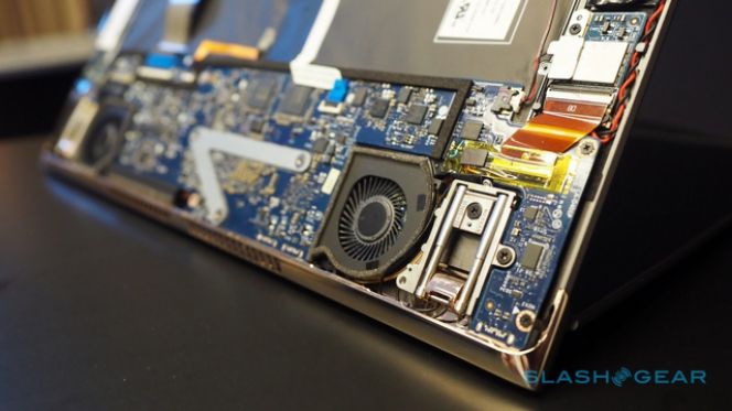 Nampak 'jeroan' dari notebook HP Spectre 13,3inci.