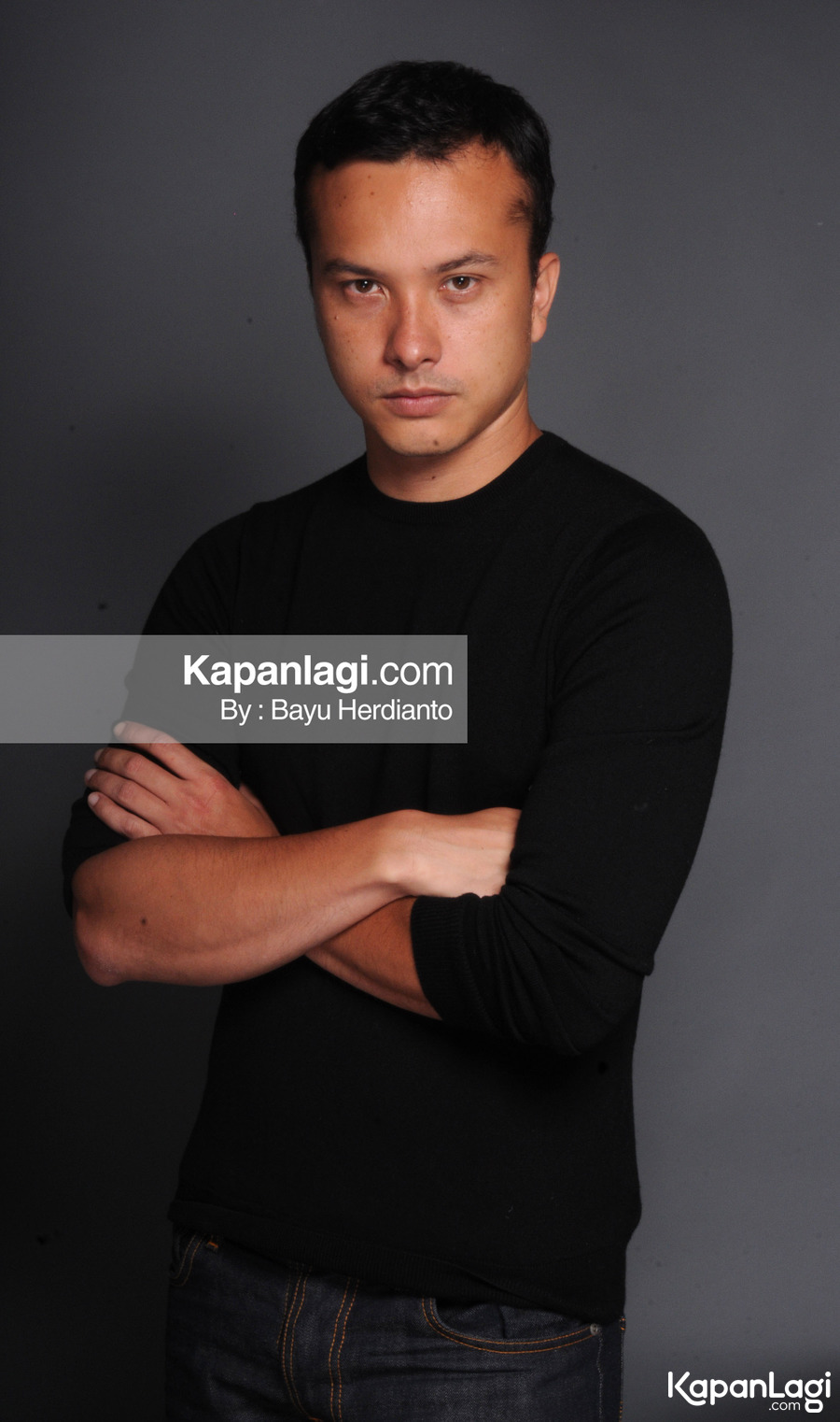 Makin Keren dengan 4 Gaya Rambut ala Nicholas Saputra 