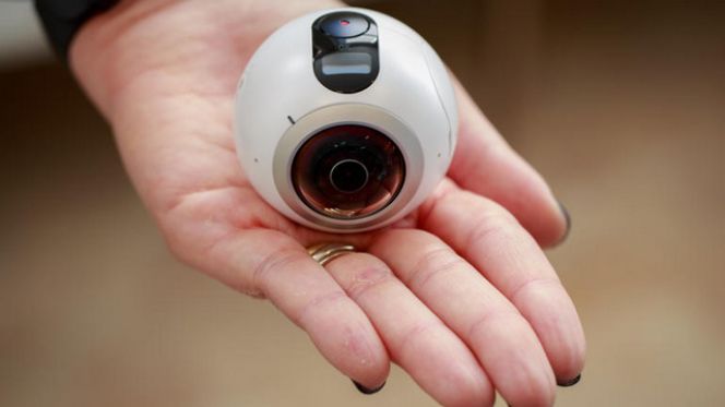 Penampakan unik kamera bundar Gear 360 dari Samsung