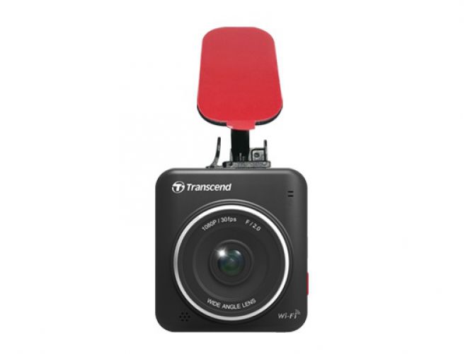 Inilah tampilan dari car video recorder besutan Transcend, DriverPro 200 lengkap dengan aksesorinya.
