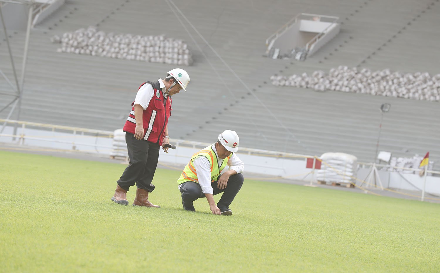 Menpora tinjau renovasi Stadion Utama Gelora Bung Karno