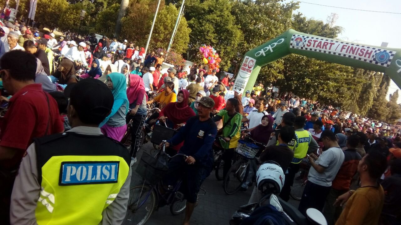 FOTO: Kemeriahan warga Brebes ikut Gowes Pesona Nusantara 2017