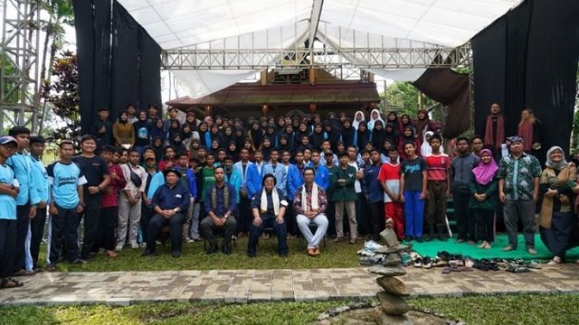 Di HUT ke-42, Inisiatif Akademi Ekologi WALHI Penting dan Strategis