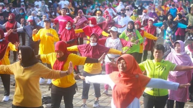 Sambut Muktamar, PC Aisyiyah Adakan Gelar Jalan Sehat