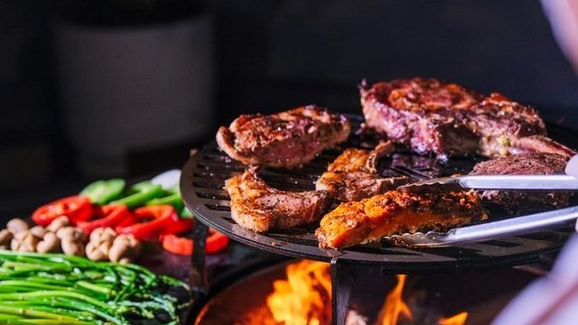 GAIA Cosmo Hotel Yogyakarta Hadirkan Steak 'a la Plancha' di Naicla Steak and Grill