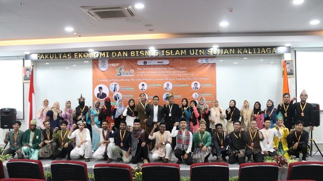 FEBI UIN Suka Bangun Pemahaman Industri Halal Dunia