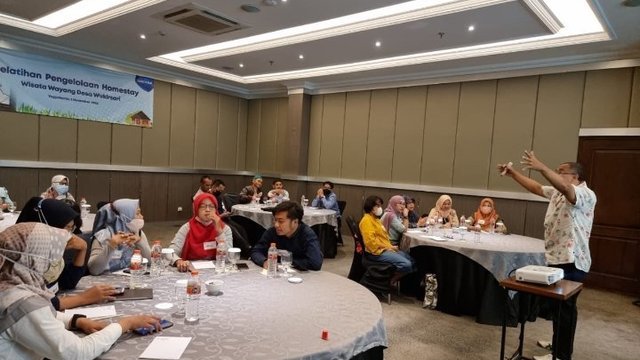 Kapabilitas Pengelola Homestay Wisata Wayang Wukirsari Ditingkatkan