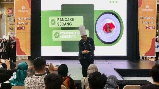 SMK Budi Mulia Dua Buat Onde-Onde Matcha hingga Pancake Secang