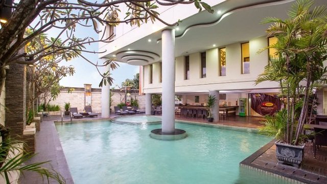 Menginap Indah Harga Murah di Rosin Hotel Yogya