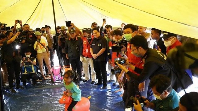 BRI Sediakan Posko Trauma Healing dan Dapur Umum, Erick Thohir Apresiasi BUMN