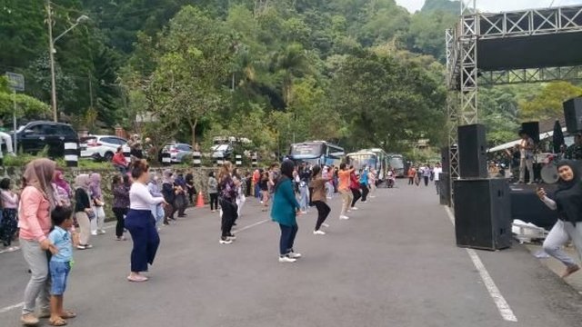 Jelang Nataru PPKM Diperpanjang | KRJOGJA