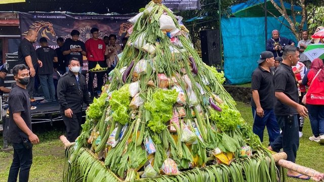 The Allabun Rayakan Hari Jadi Bersama Warga Hargobinangun