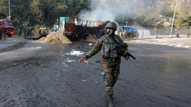 Lima Warga Sipil Tewas, Ketegangan di Kashmir Meningkat