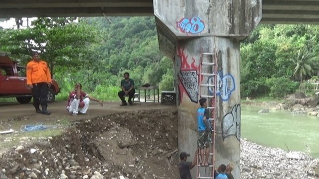 Pasang Water Level, Relawan Save Antisipasi Sungai Oya Meluap