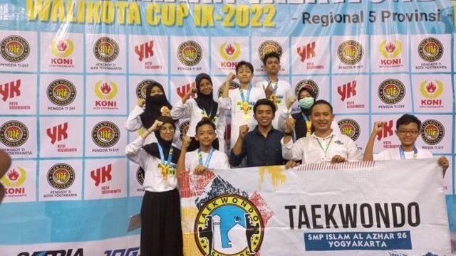 Murid Al Azhar Yogya Borong Medali Kejuaraan Taekwondo Walikota Cup IX