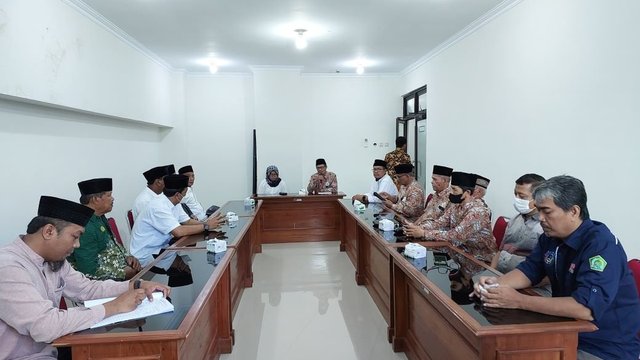 Sambut Hari Jadi, DPRD Silaturahmi Tokoh Agama dan Ziarah
