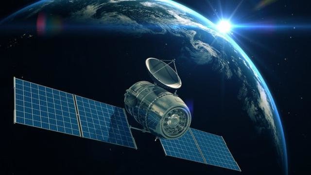 Hebat! Satelit Surya-1 Karya Ilmuwan Muda Indonesia Diluncurkan