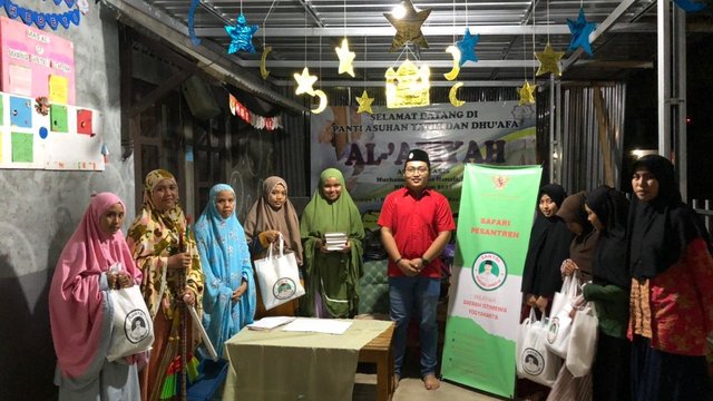 Santri Dukung Ganjar Sambangi Rumah Tahfiz Al Quran