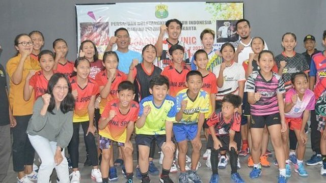 Owi-Butet Berbagi Ilmu Bulutangkis dengan Atlet DIY