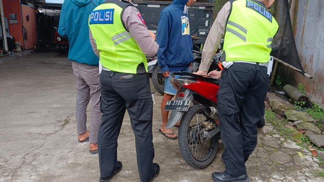 68 Motor Knalpot Brong Diamankan Satlantas Polres Karanganyar