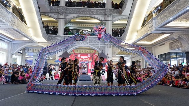 Barongsai Ramaikan Imlek di Jogja City Mall